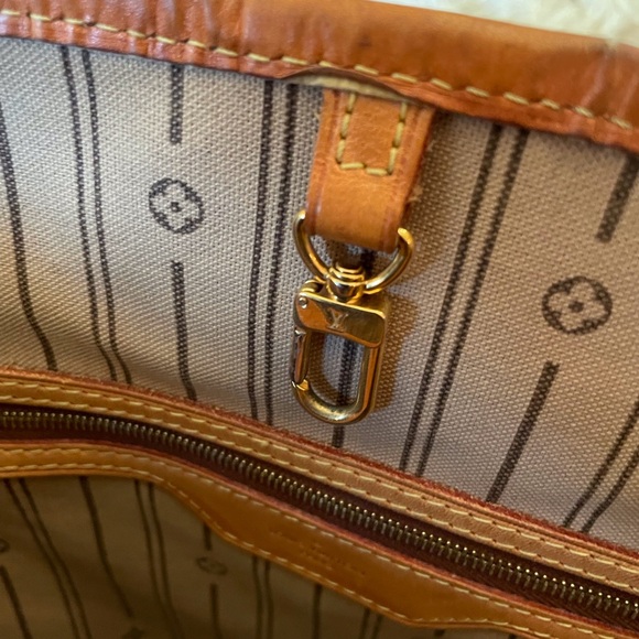 Authentic πLouis Vuitton delightful pm π - Picture 8 of 16